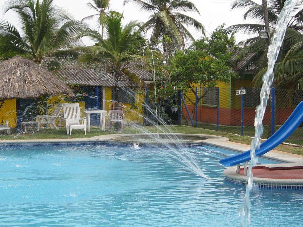 Hotel Nitana Coveñas エクステリア 写真